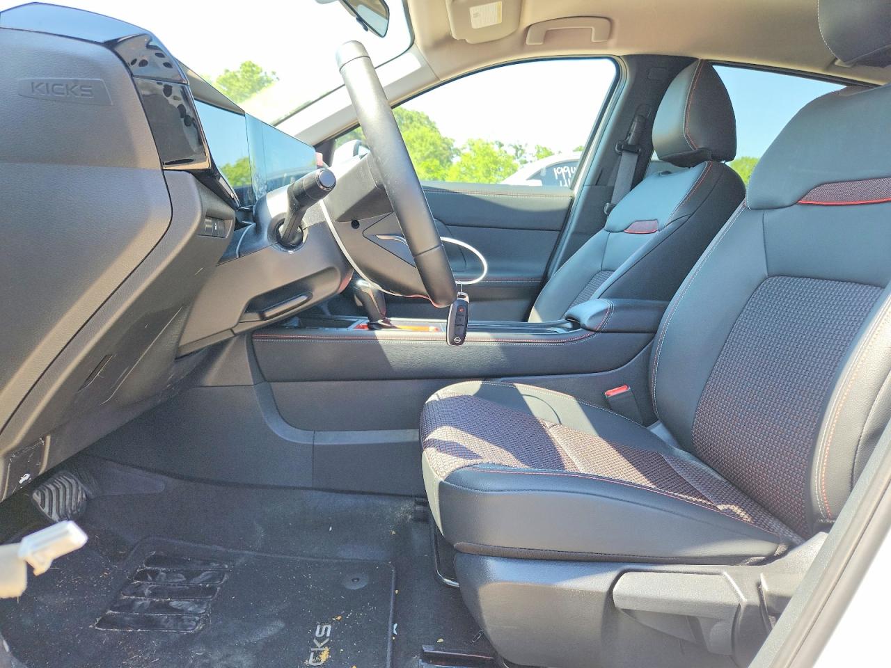 Nissan Kicks Sr