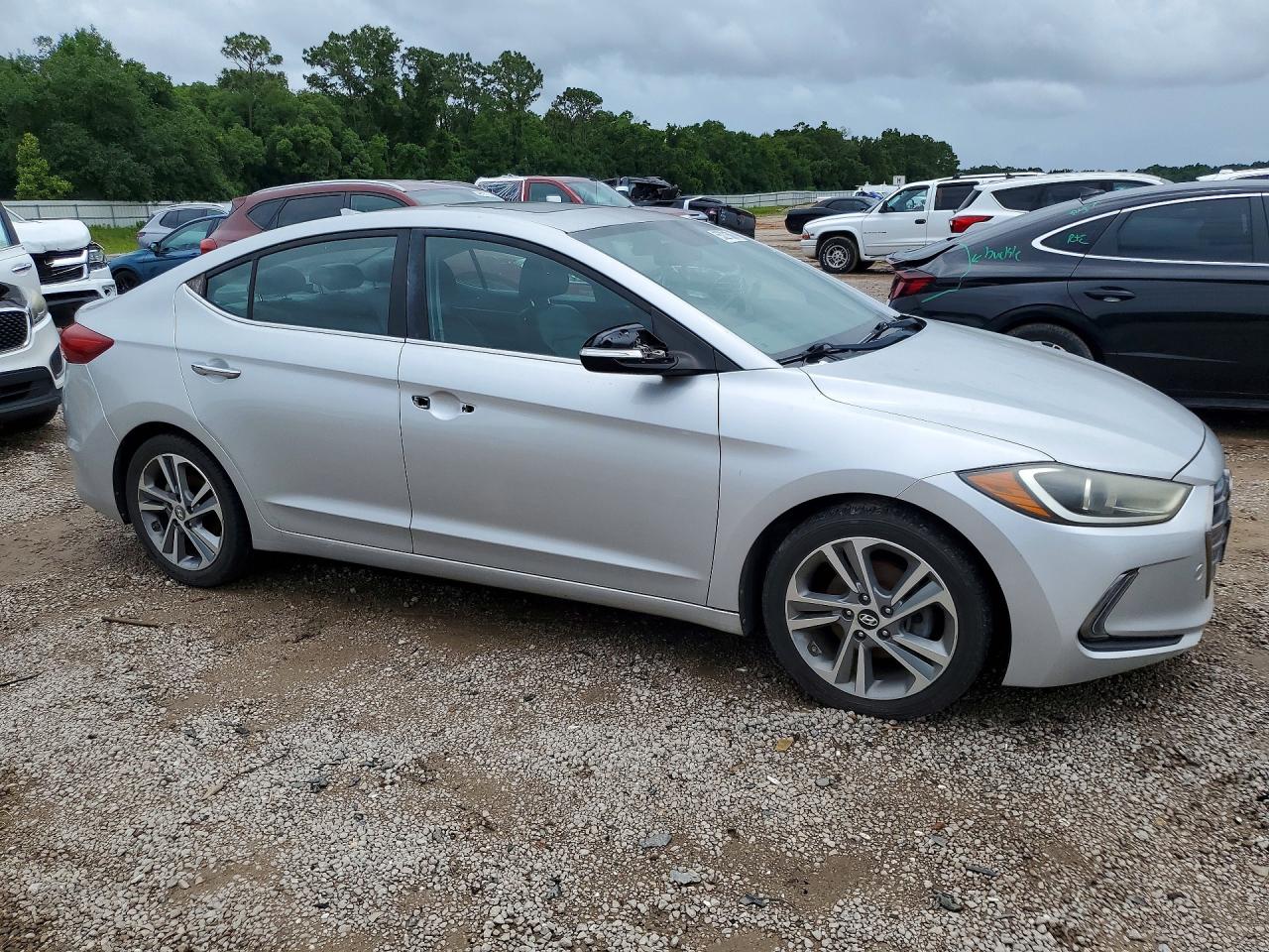 Hyundai ELANTRA Limited