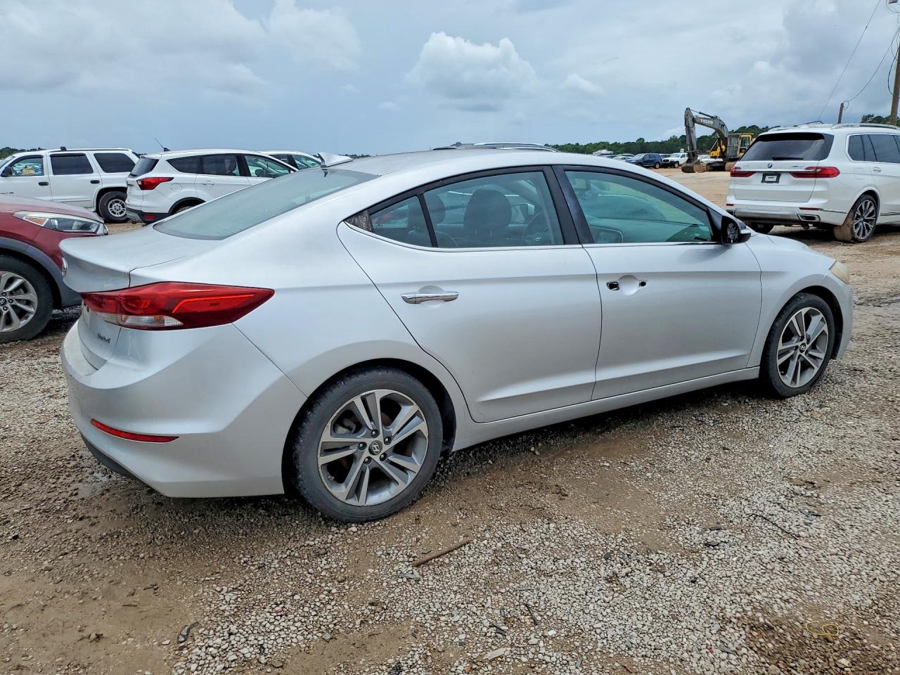 Hyundai ELANTRA Limited