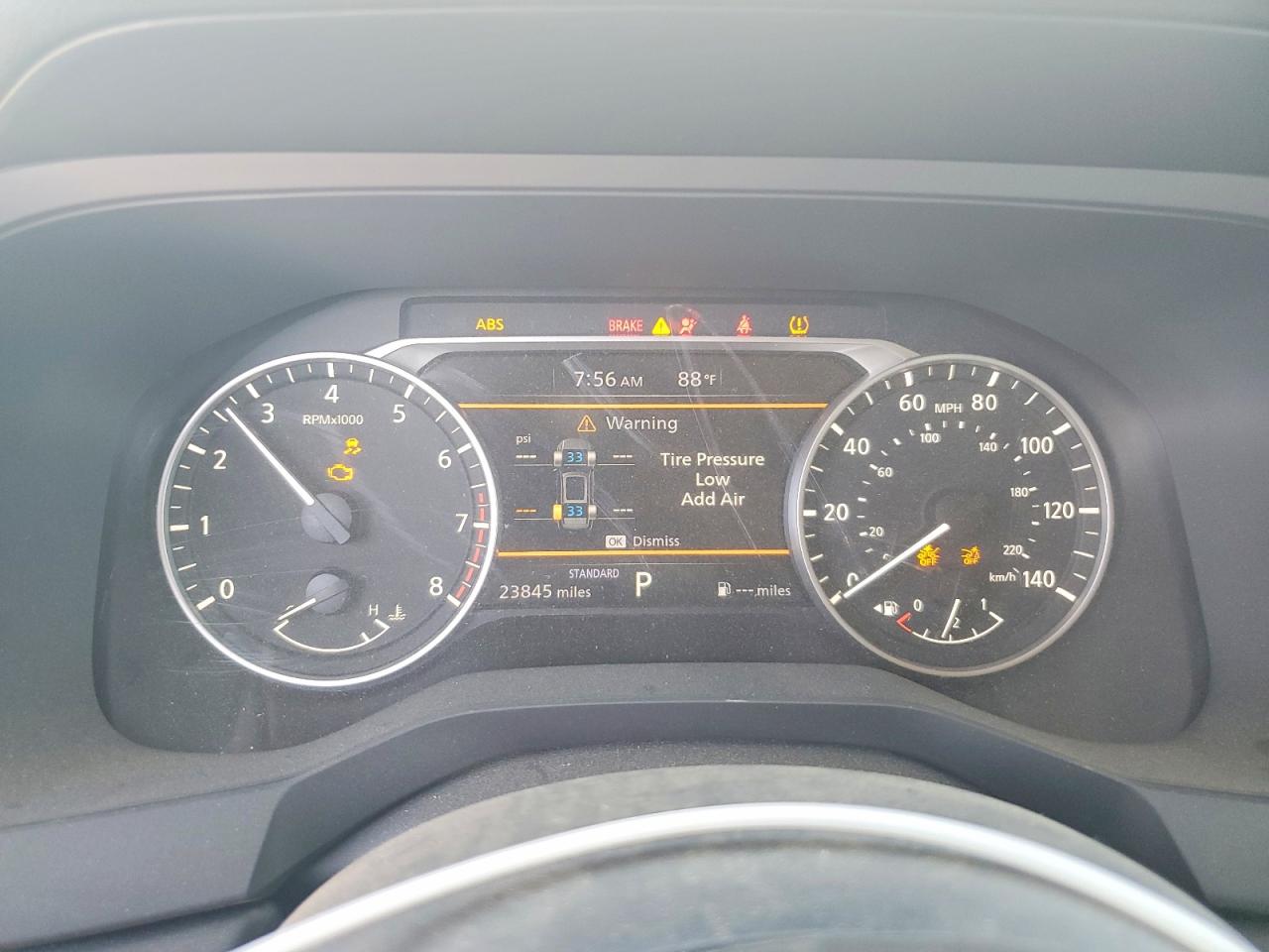 Nissan Pathfinder S