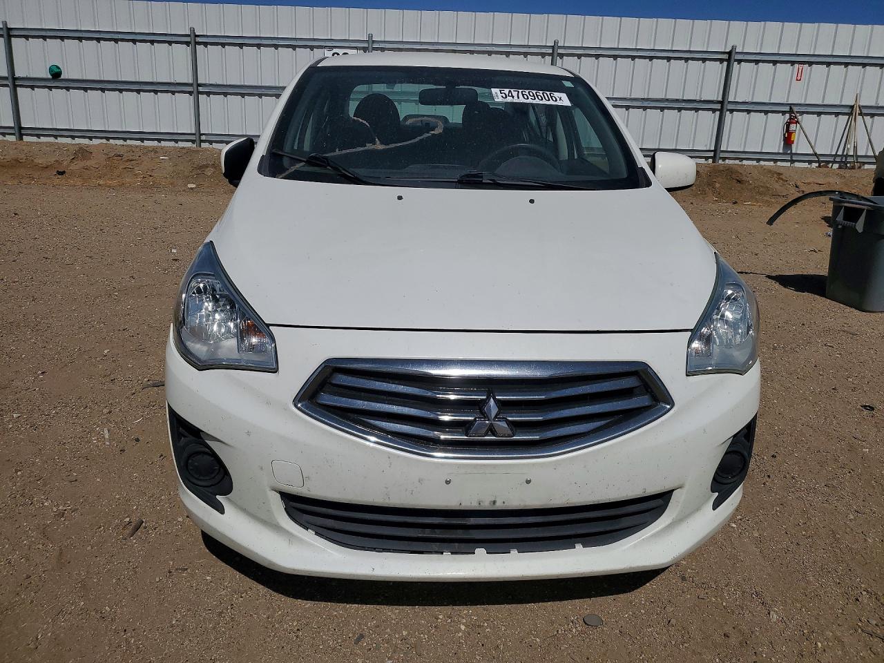 Mitsubishi Mirage G4 Es
