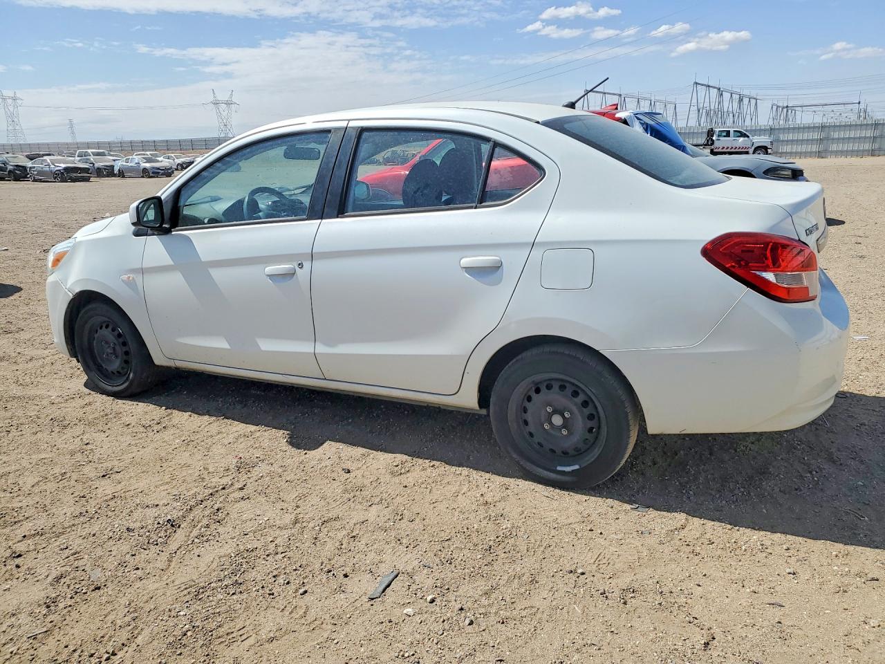 Mitsubishi Mirage G4 Es