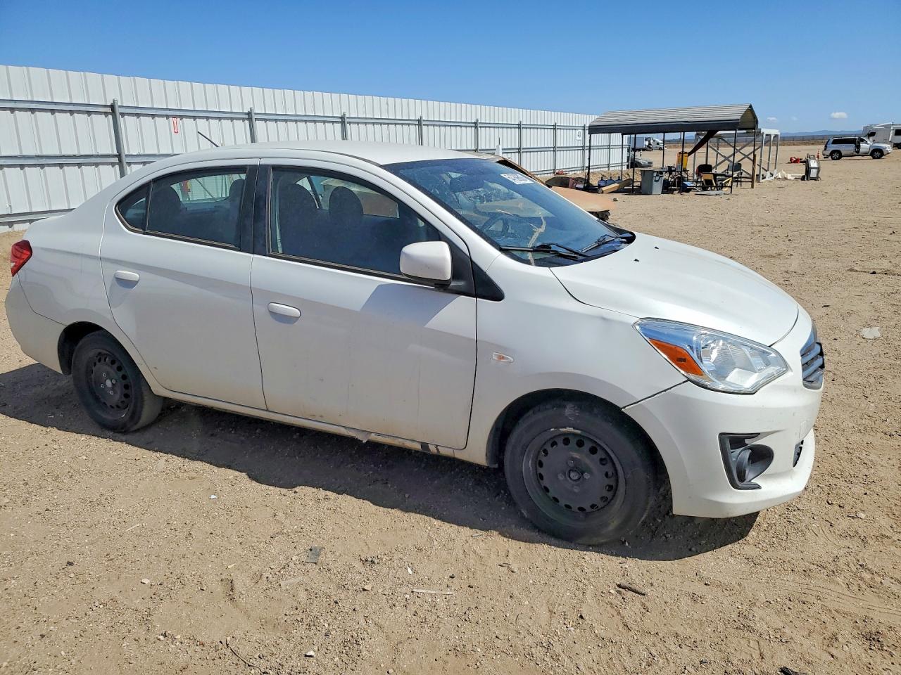 Mitsubishi Mirage G4 Es