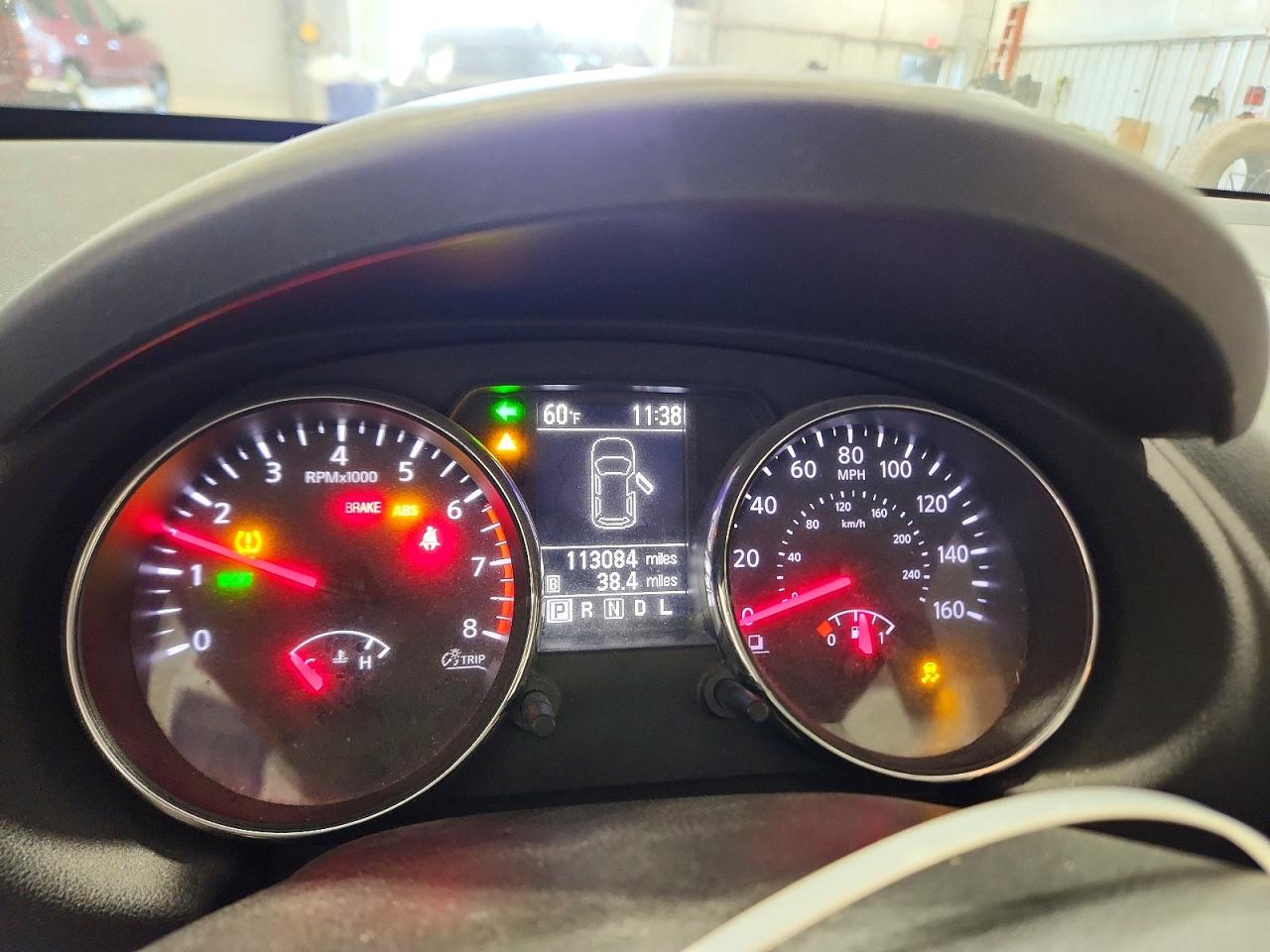 Nissan Rogue S
