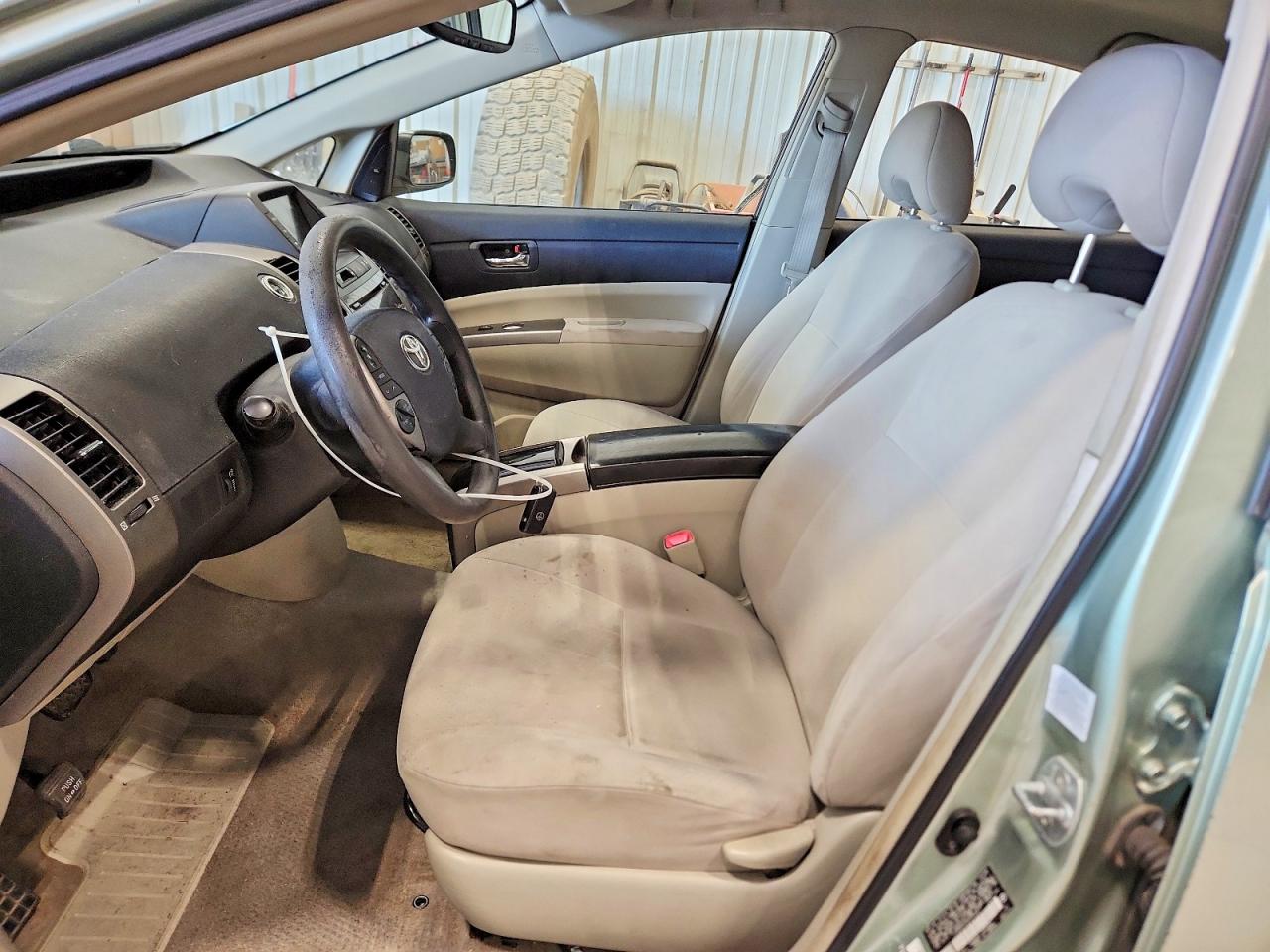 Toyota Prius Base