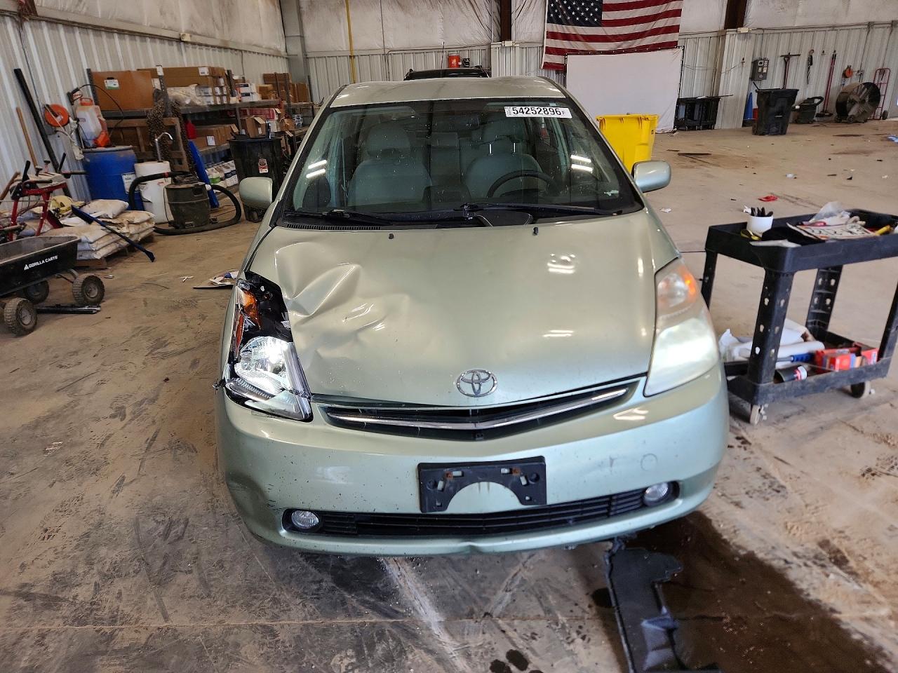 Toyota Prius Base