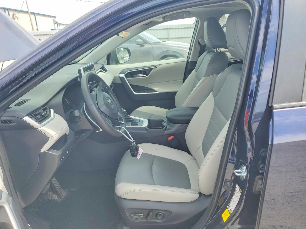 Toyota RAV4 Xle Premium