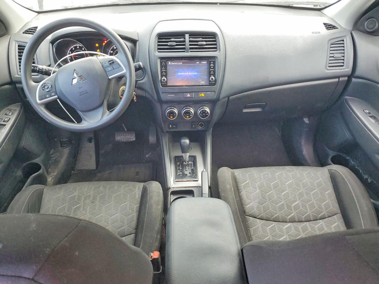 Mitsubishi Outlander Es