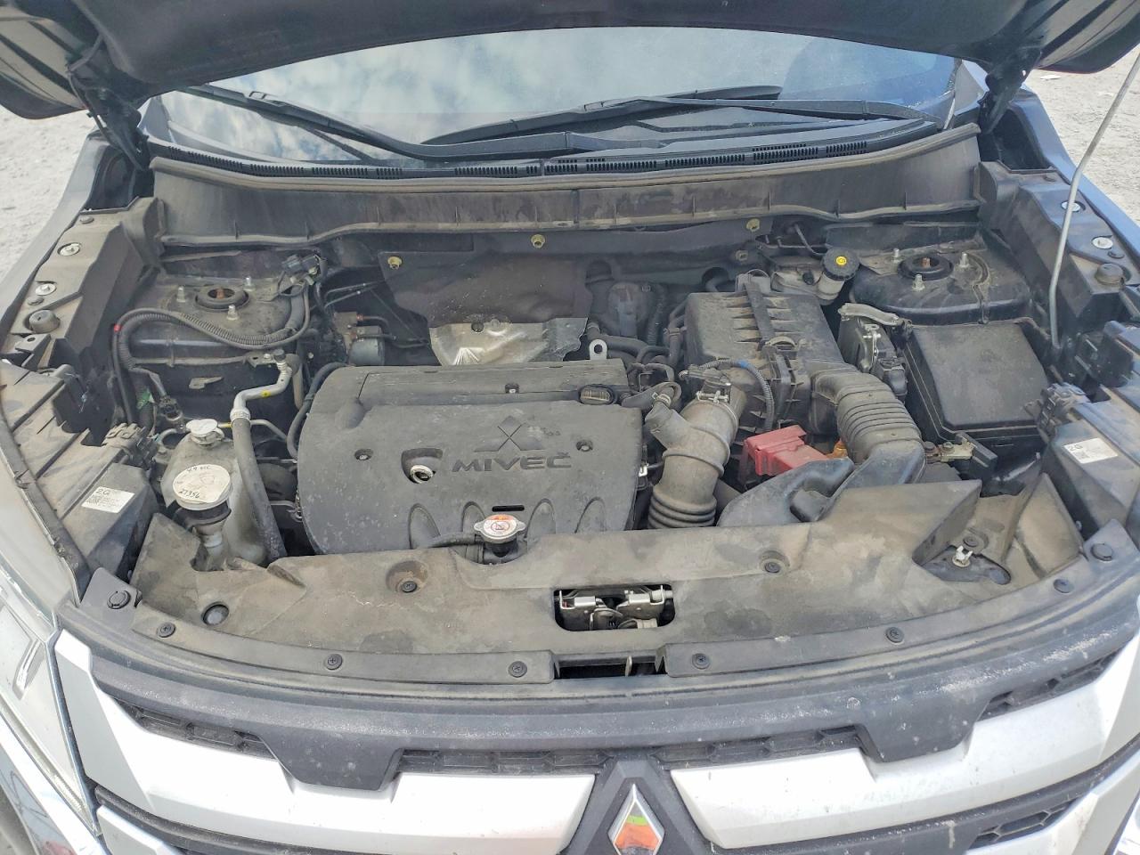 Mitsubishi Outlander Es