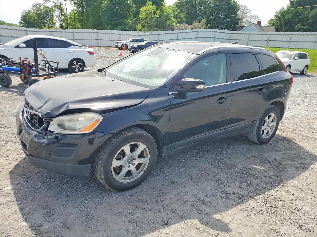 Salvage Volvo XC60 Image