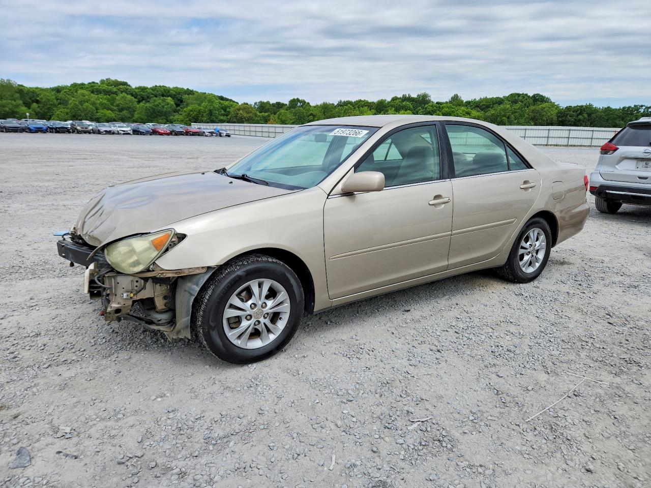 Salvage Toyota Camry Image