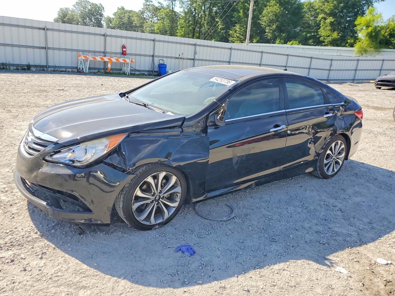 Salvage Hyundai SONATA Image