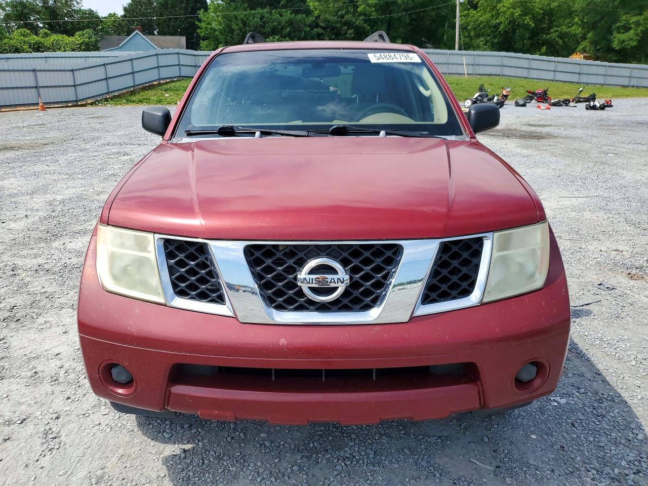 Nissan Pathfinder S