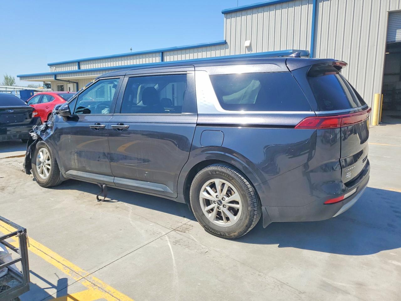 Kia Carnival Lx