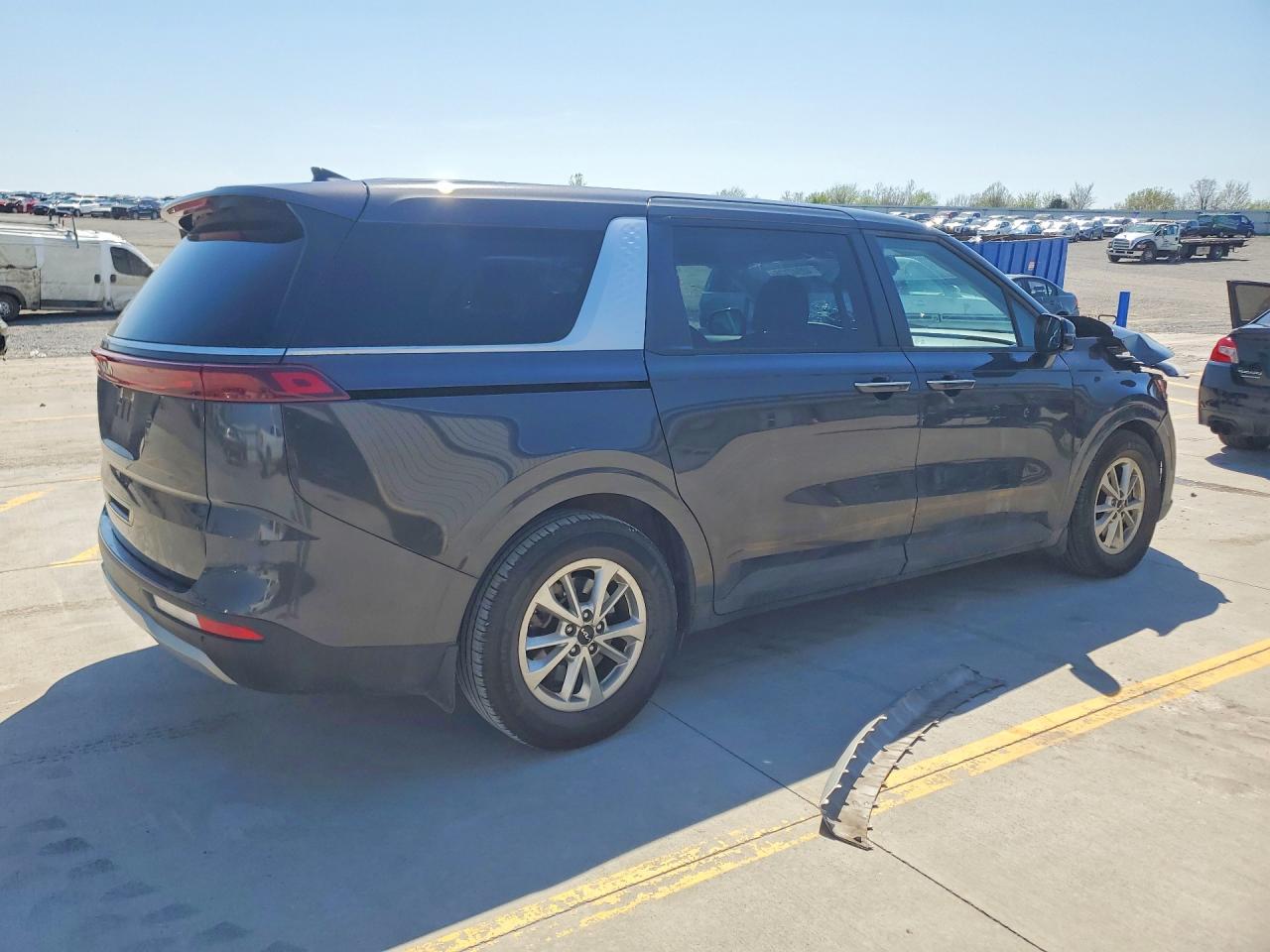 Kia Carnival Lx