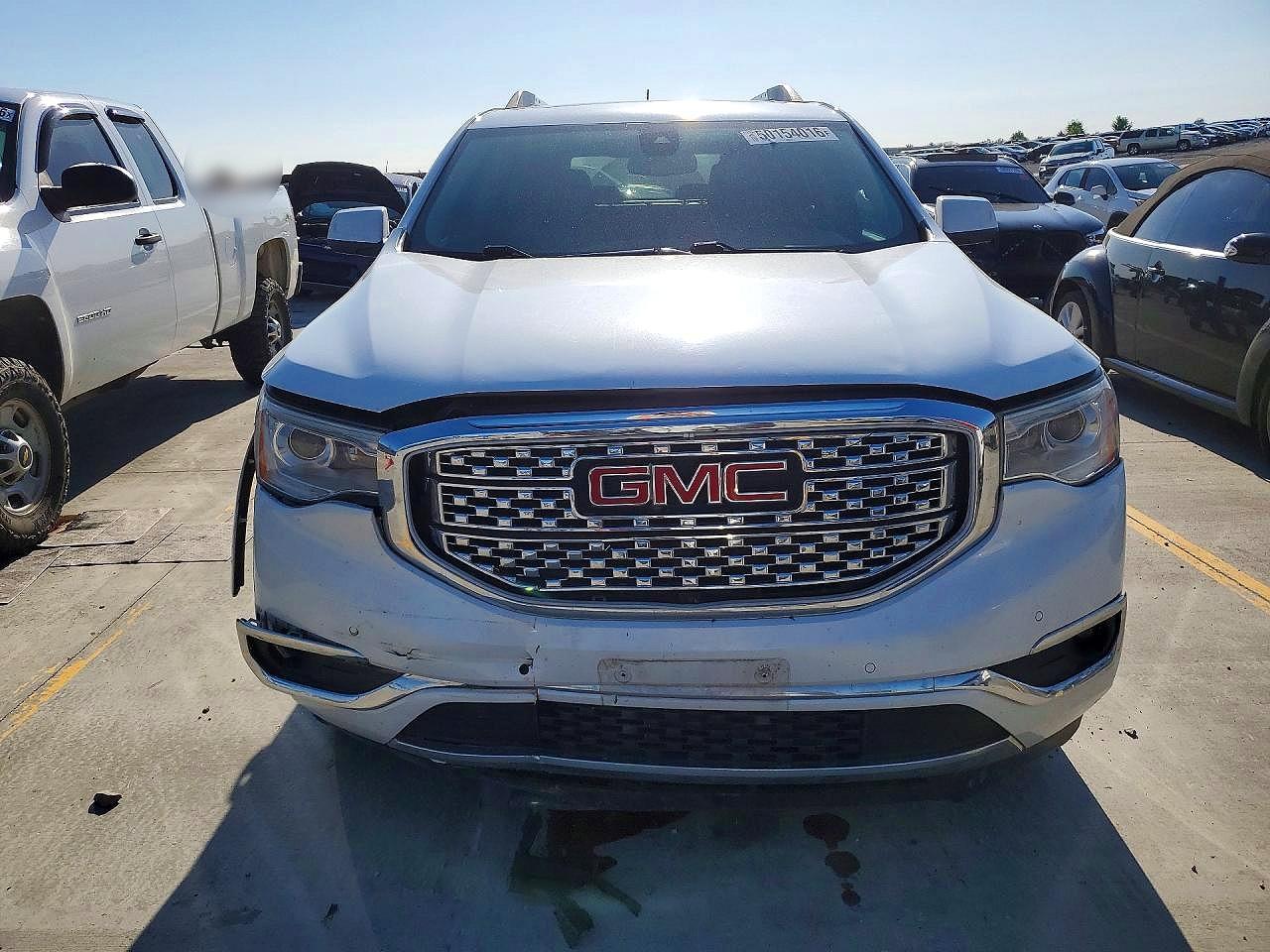 GMC Acadia Denali
