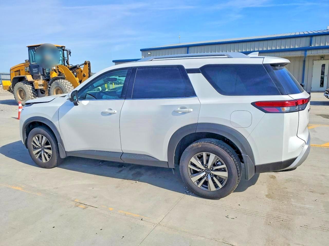 Nissan Pathfinder Sl