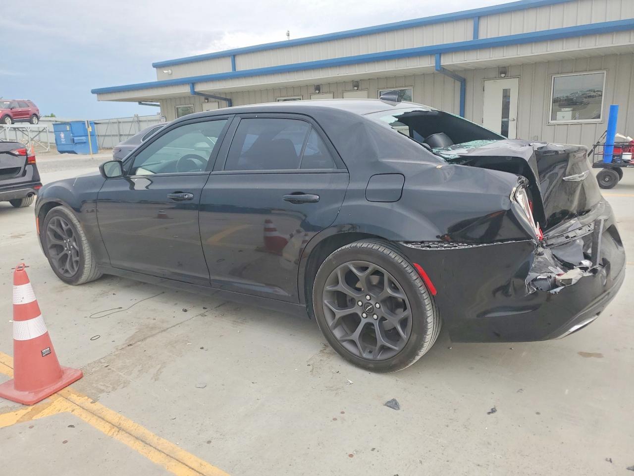 Chrysler 300 S