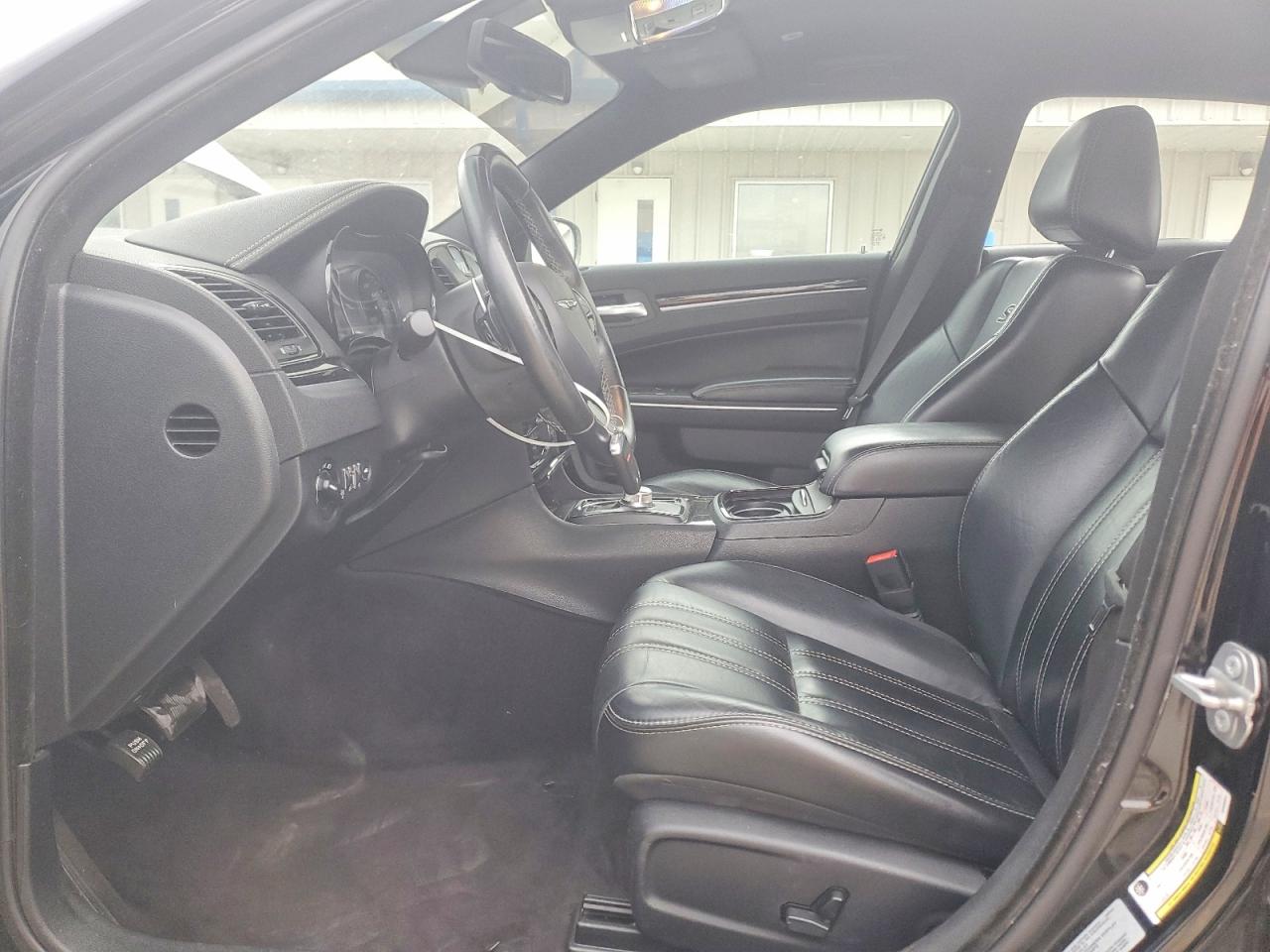 Chrysler 300 S