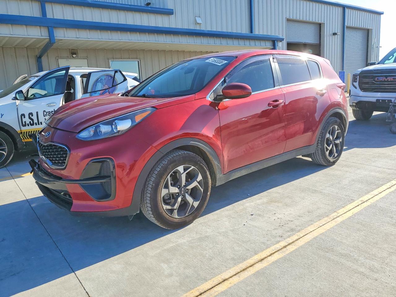 Salvage Kia Sportage Image