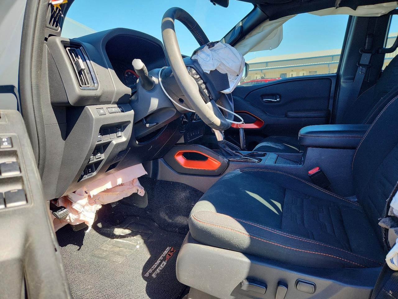 Nissan Frontier Pro-4x
