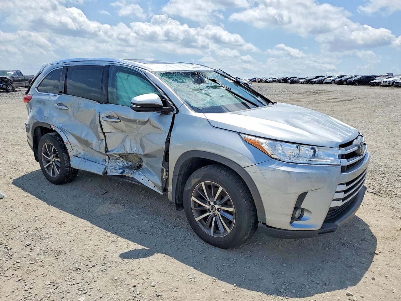 Toyota Highlander Xle