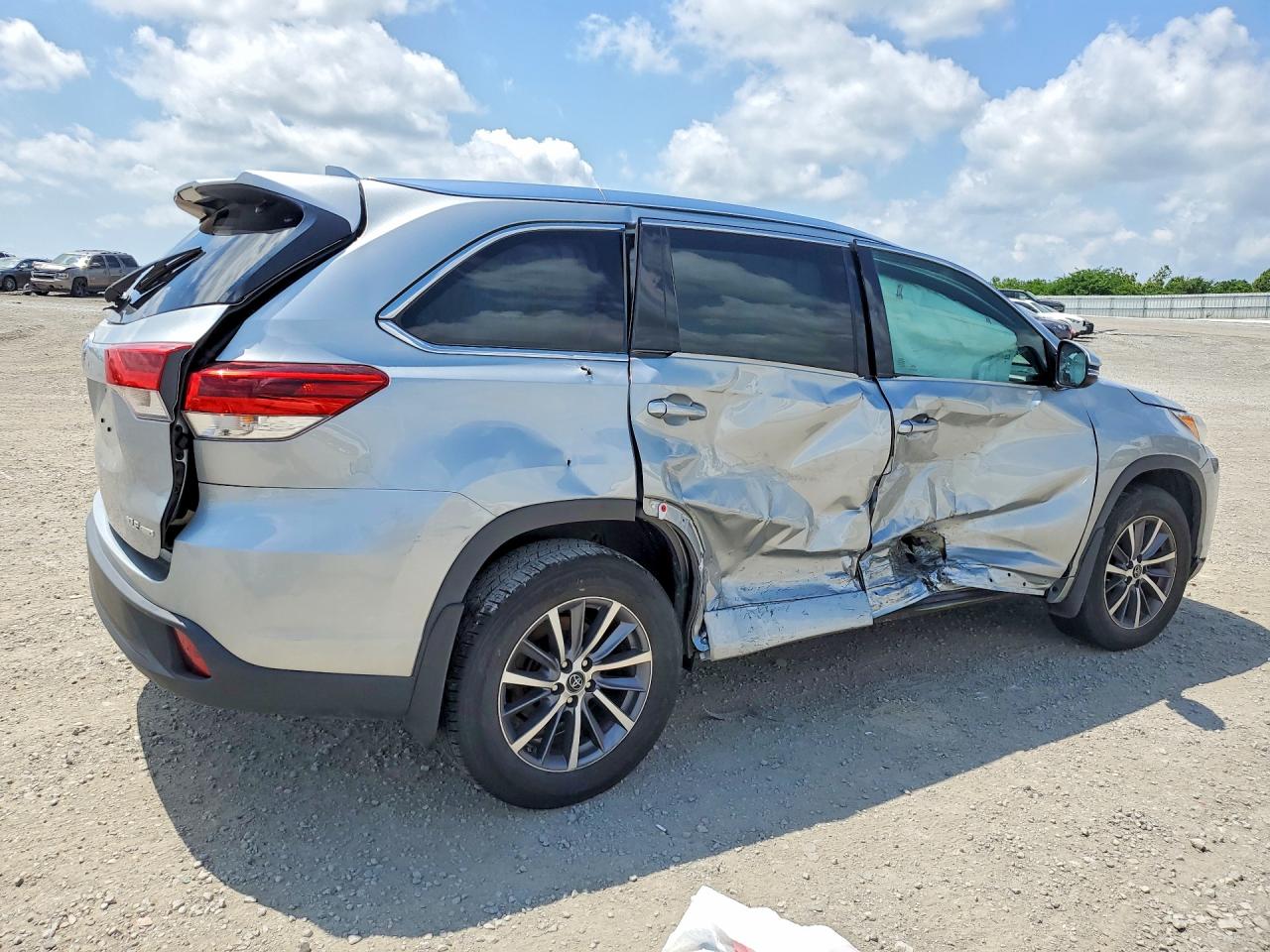 Toyota Highlander Xle