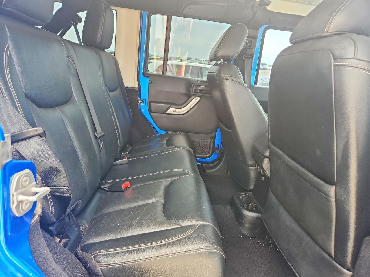 Jeep Wrangler Sahara