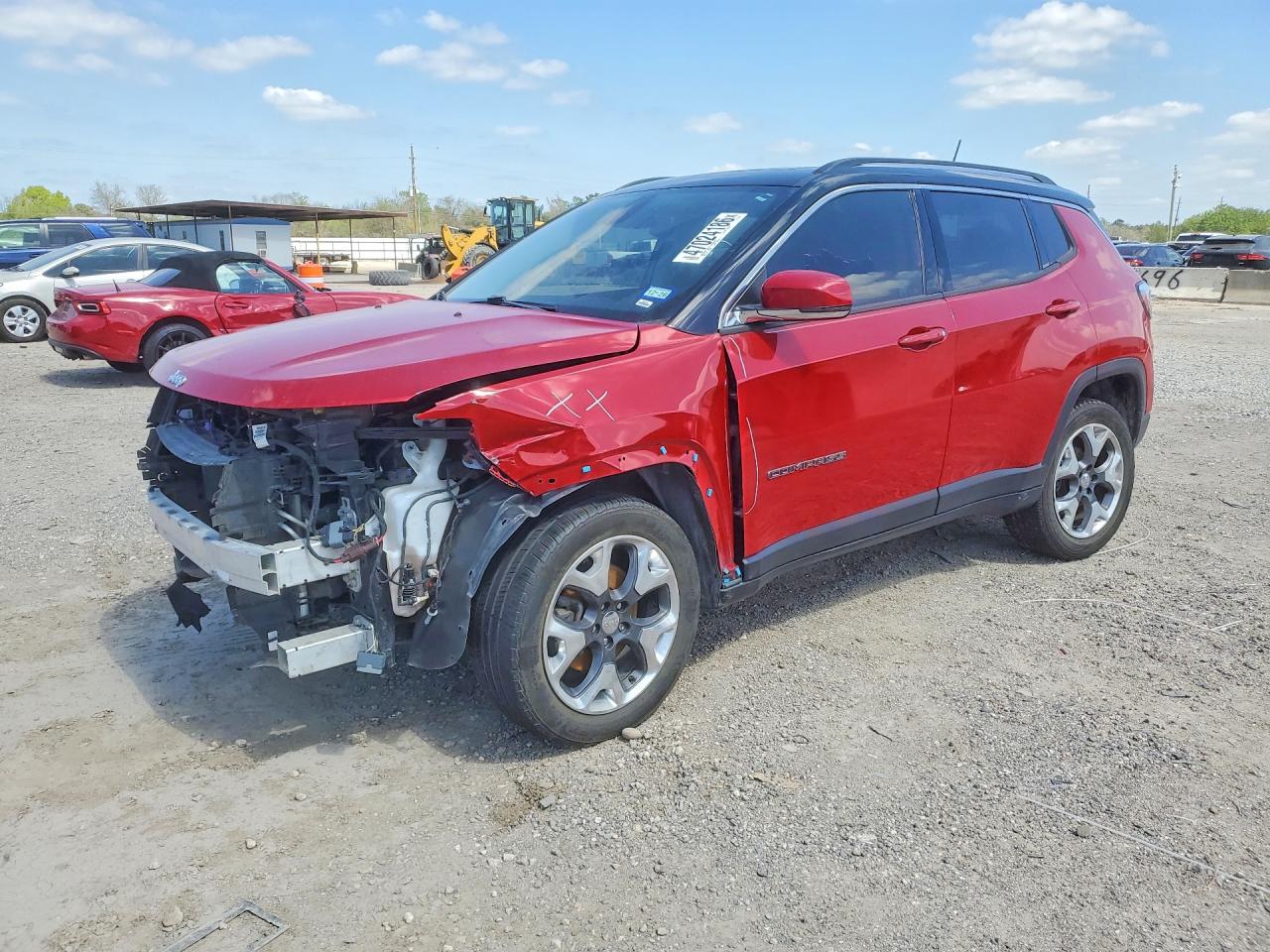 Salvage Jeep Compass Image