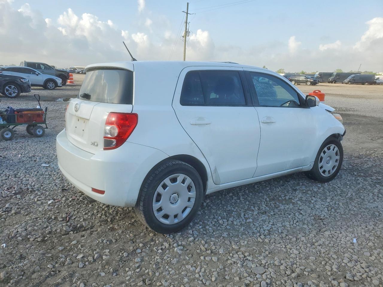 Scion xD Base