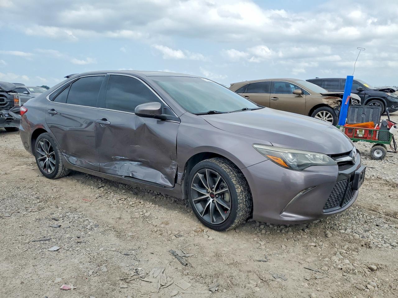 Toyota Camry Xse V6