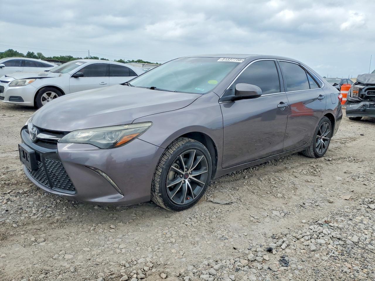 Salvage Toyota Camry Image