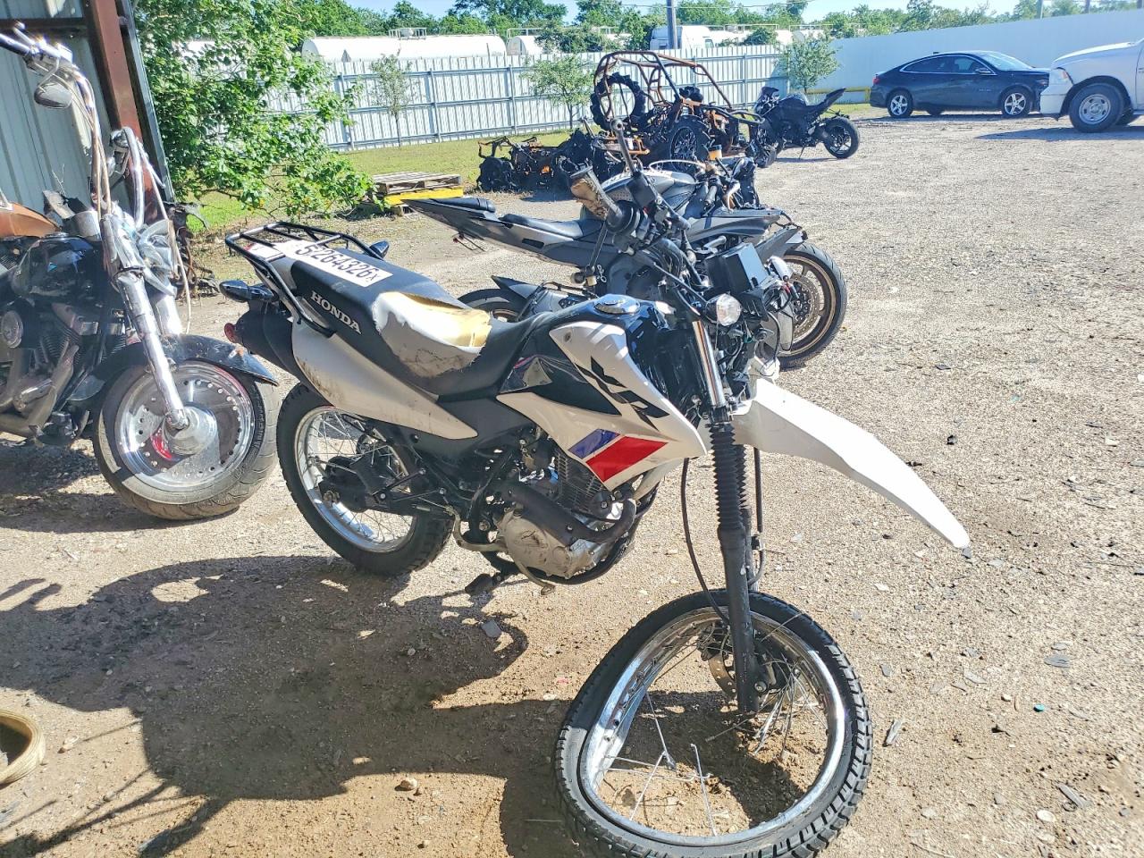 Salvage Honda Xr150l Image