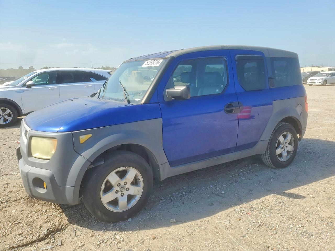 Salvage Honda Element Image