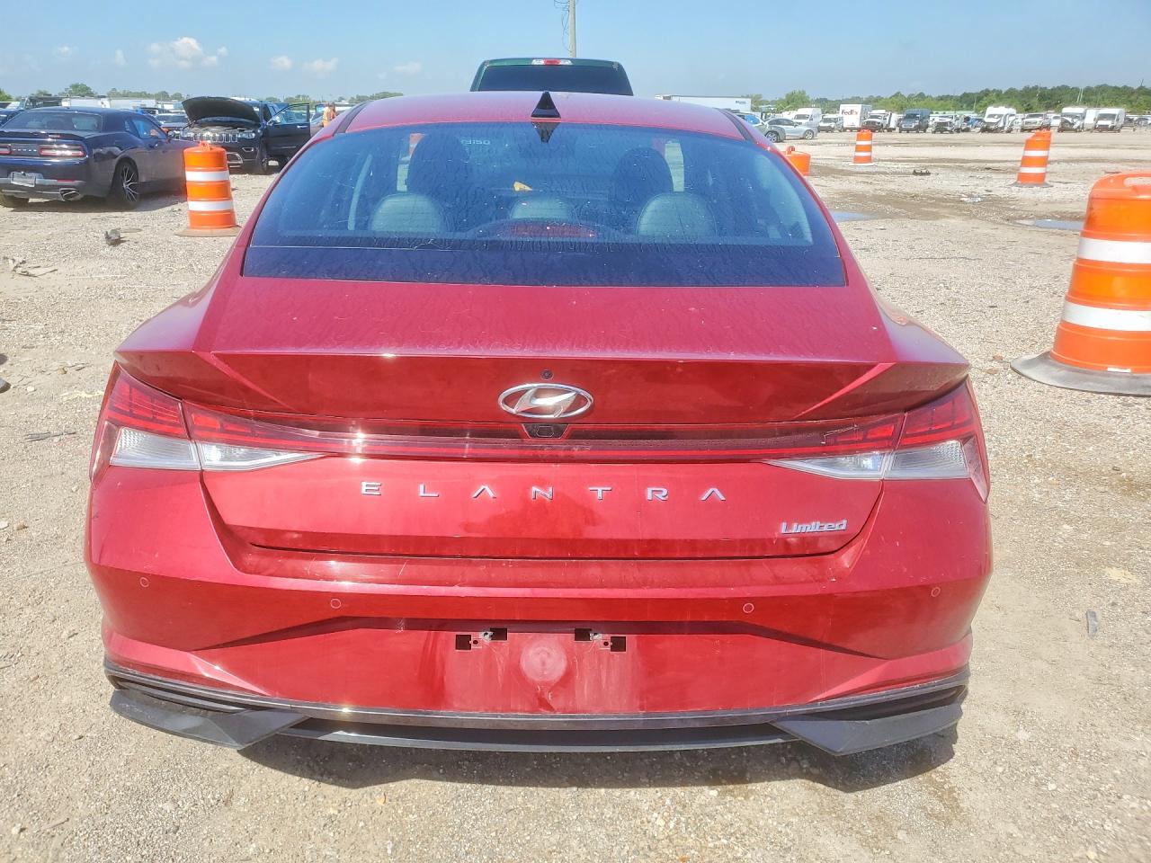 Hyundai ELANTRA Limited