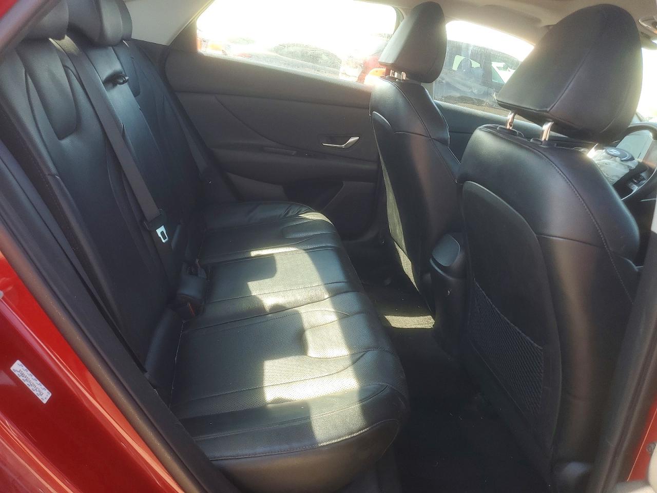 Hyundai ELANTRA Limited
