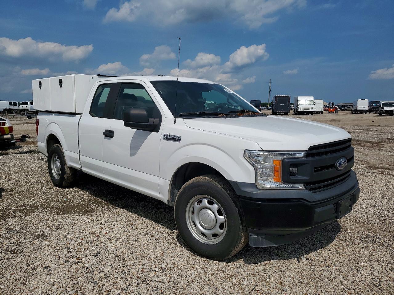 Ford F-150 Super Cab