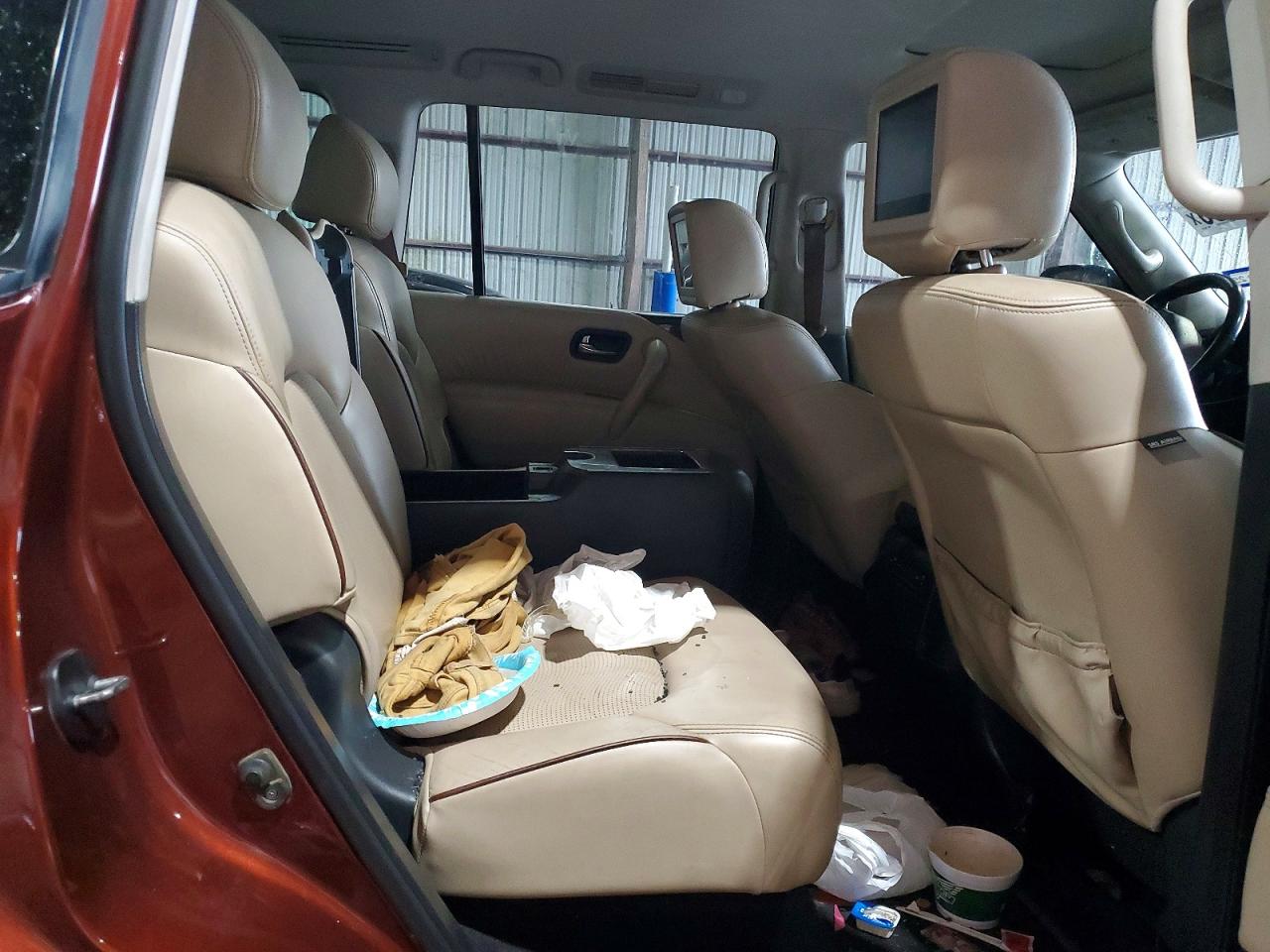 Nissan Armada Platinum