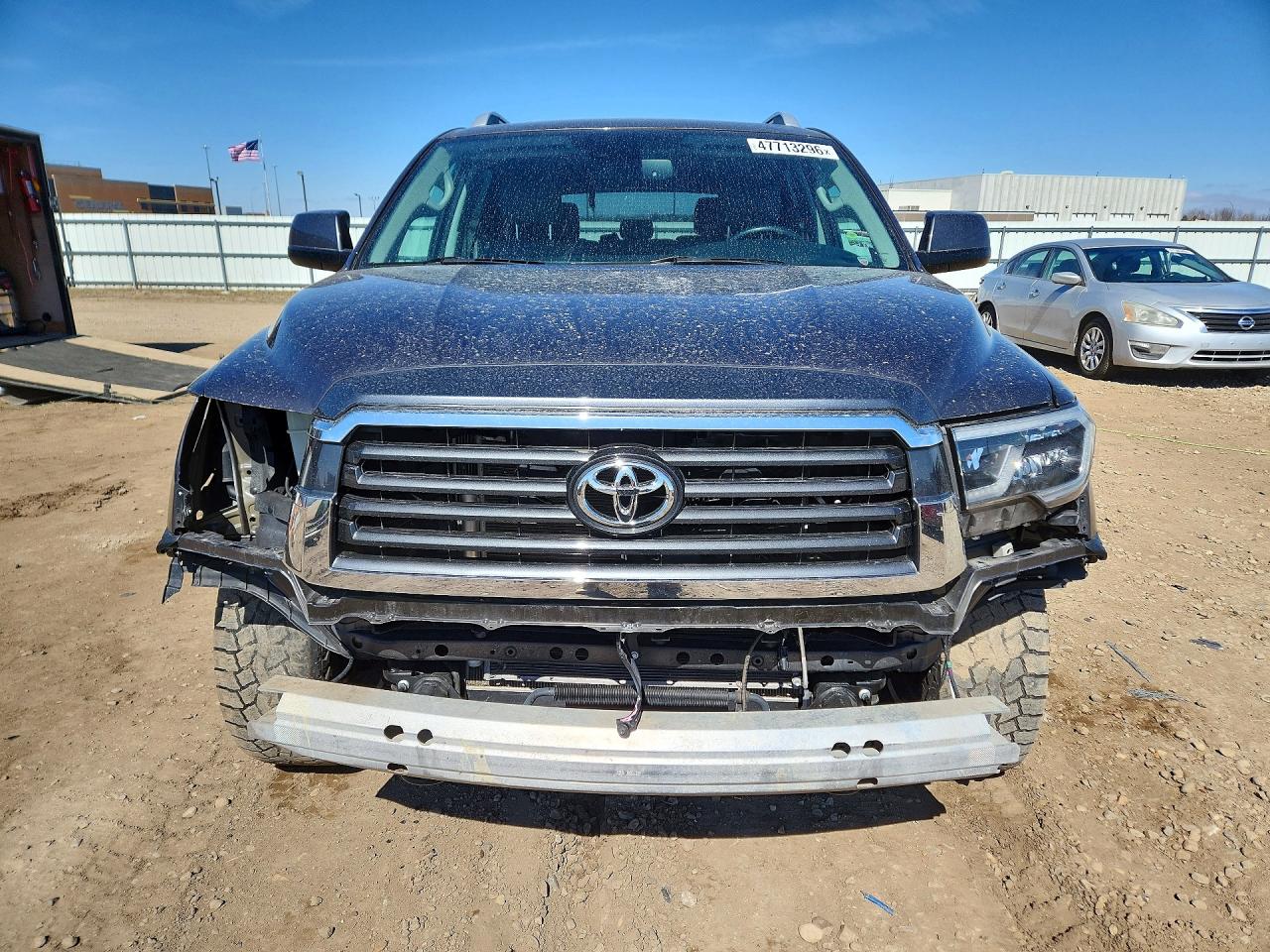 Toyota Sequoia Sr5