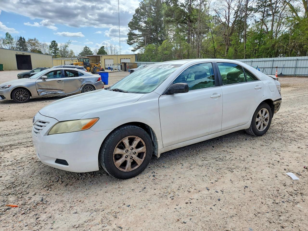 Salvage Toyota Camry Image