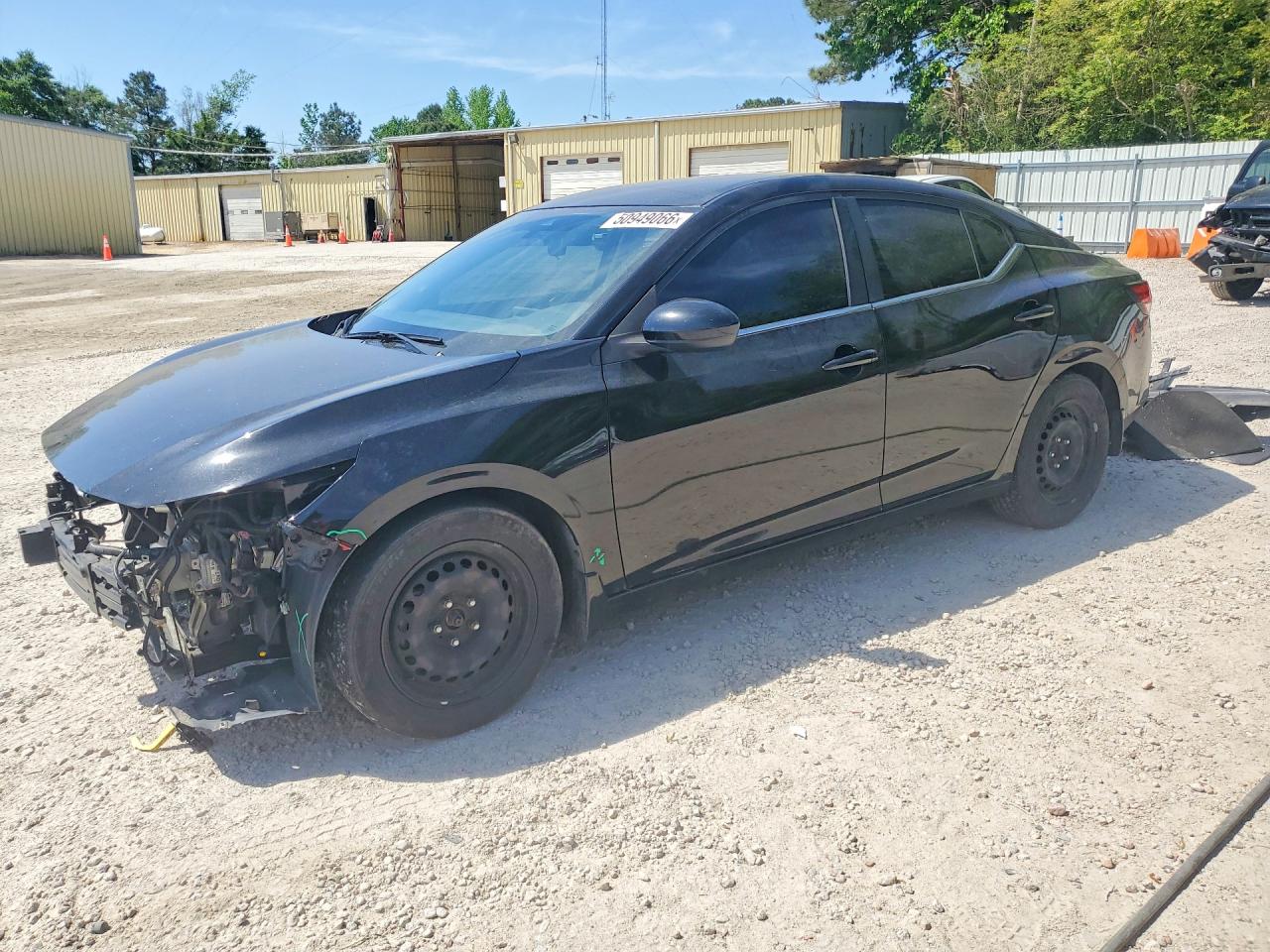 Salvage Nissan Sentra Image