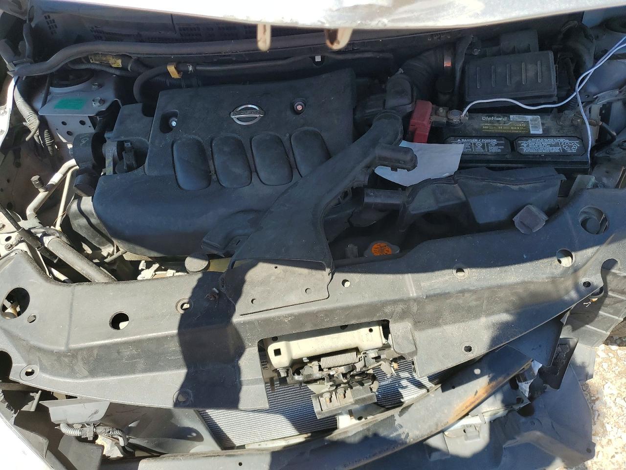 Nissan Versa 1.8 S