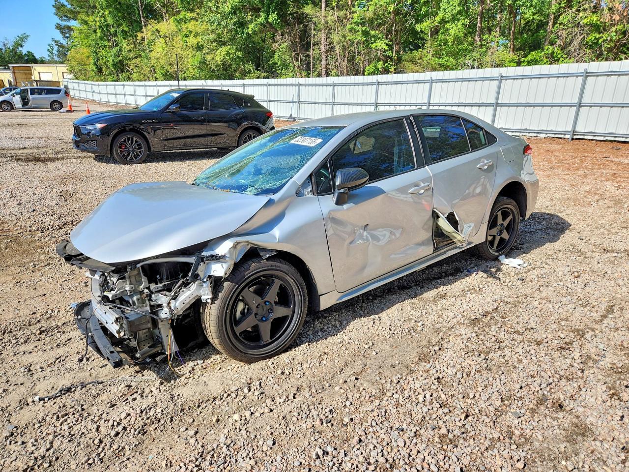 Salvage Toyota Corolla Image
