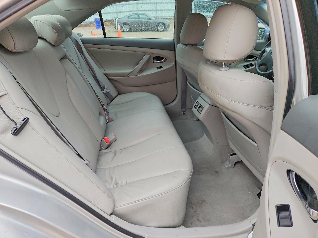 Toyota Camry Hybrid