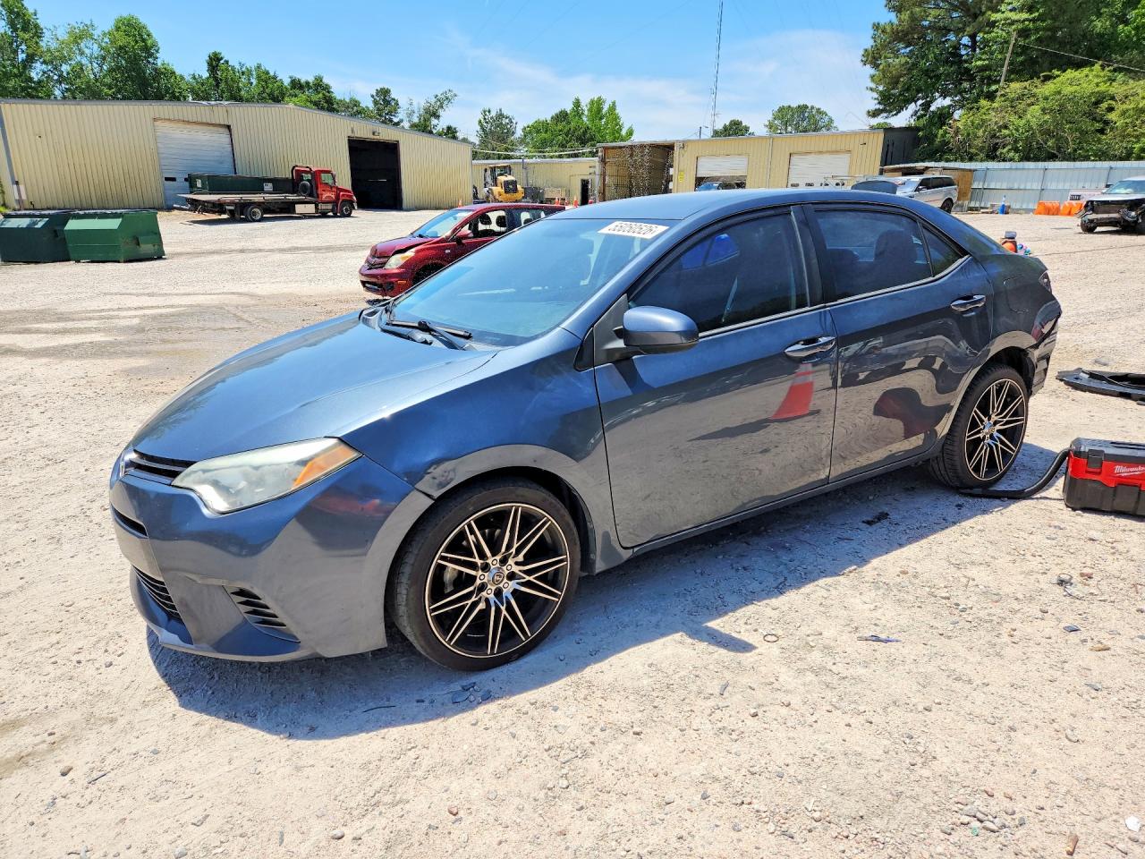 Salvage Toyota Corolla Image