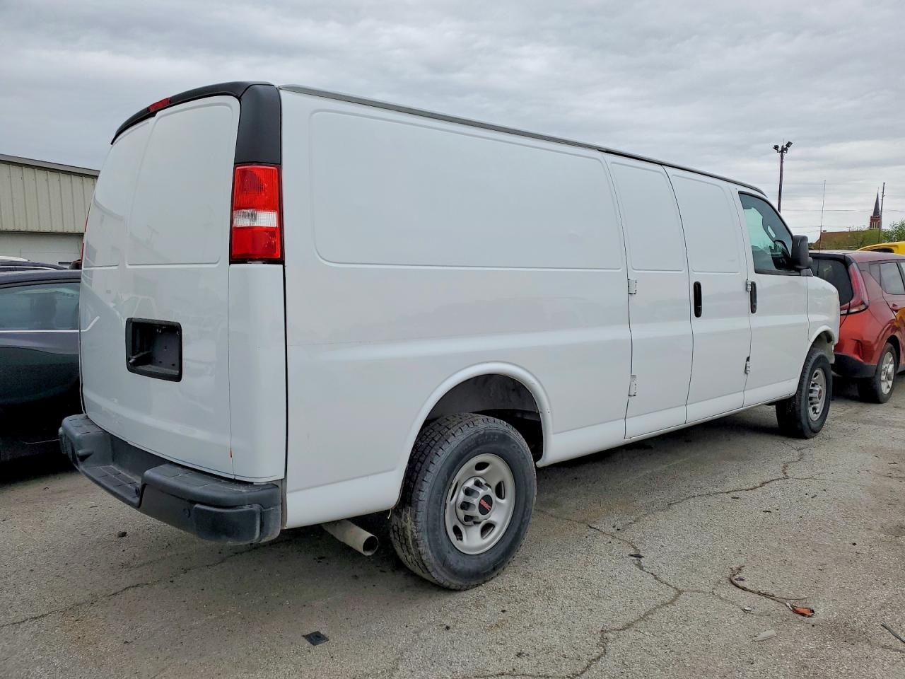 GMC Savana G2500