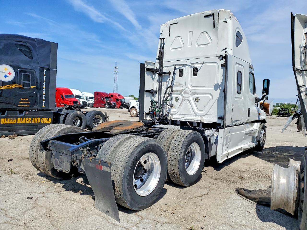 Freightliner Cascadia 125