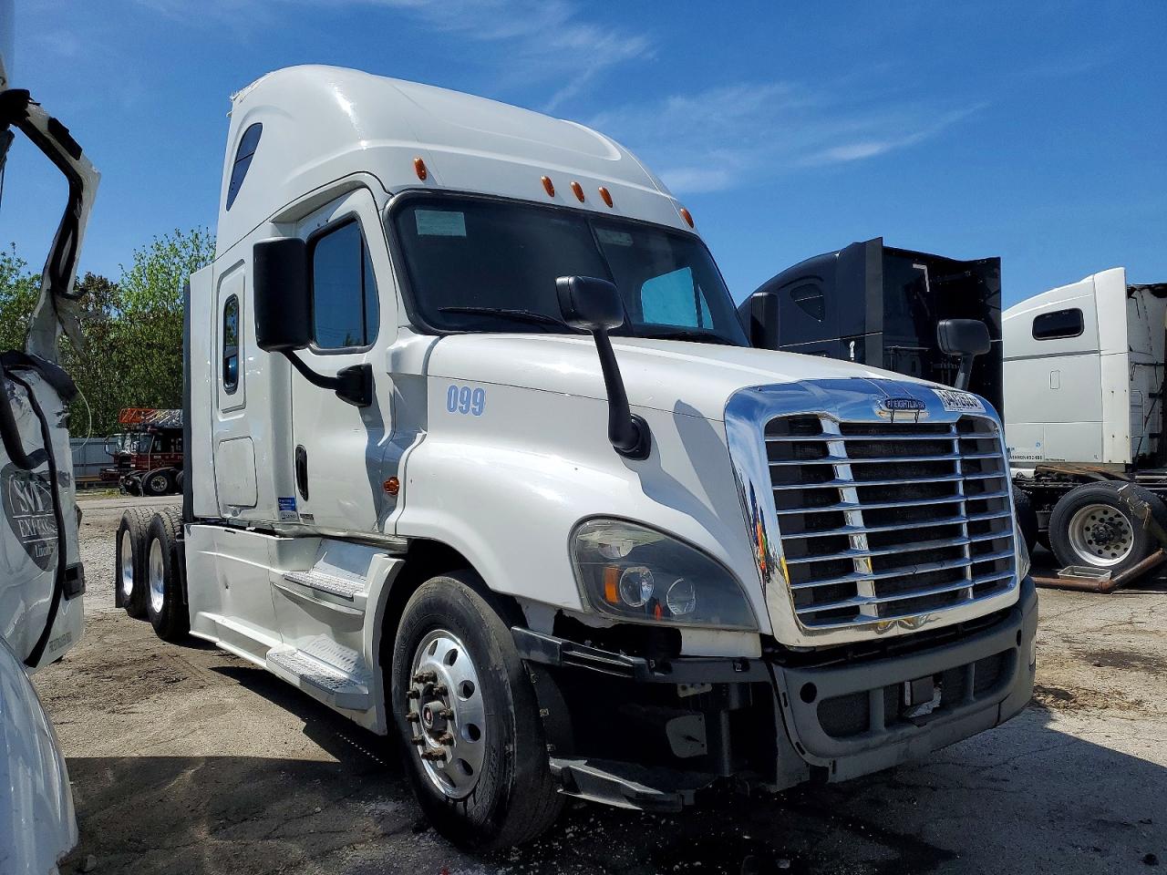 Salvage Freightliner Cascadia 125 Image
