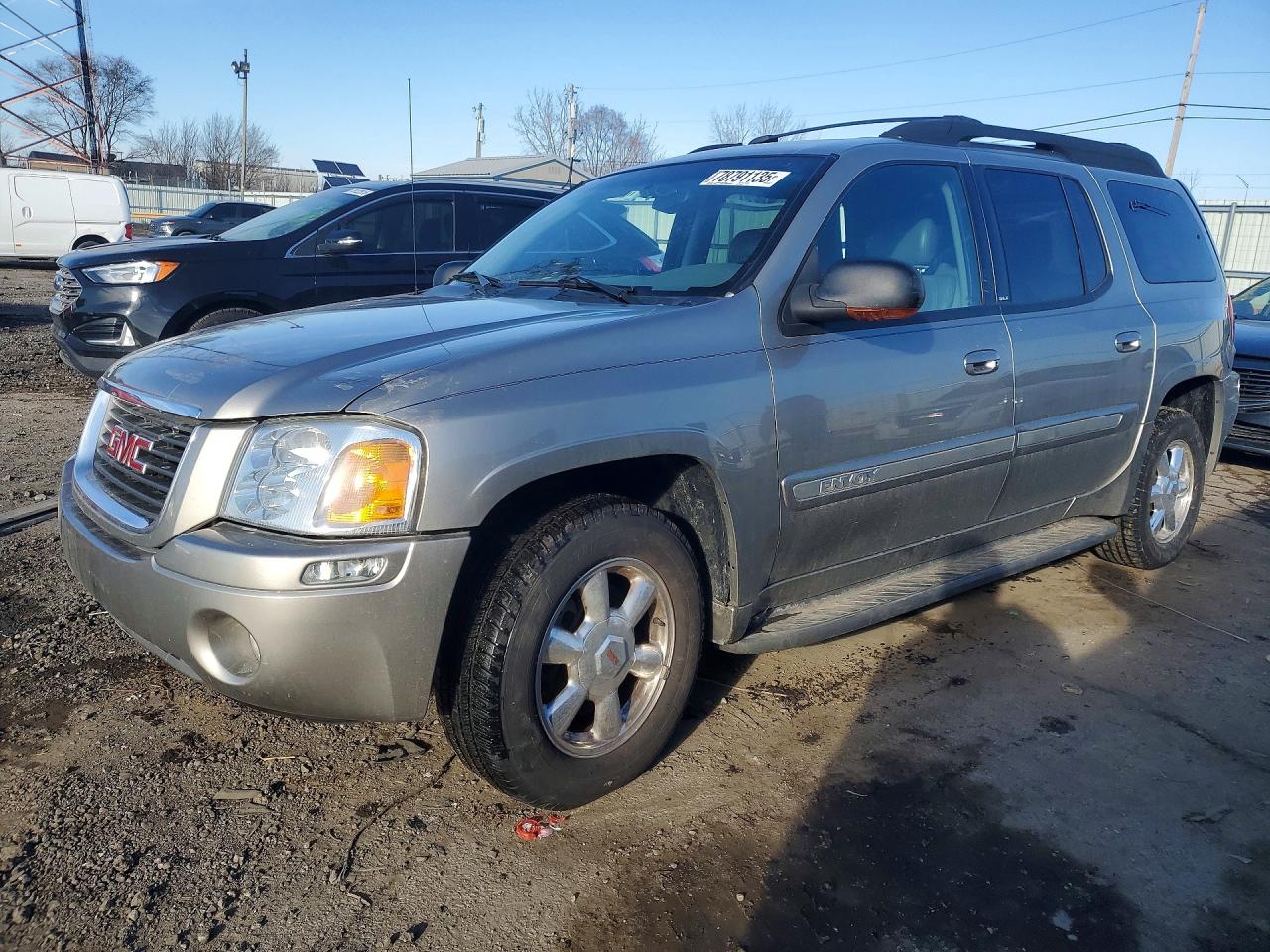 Salvage GMC Envoy Image