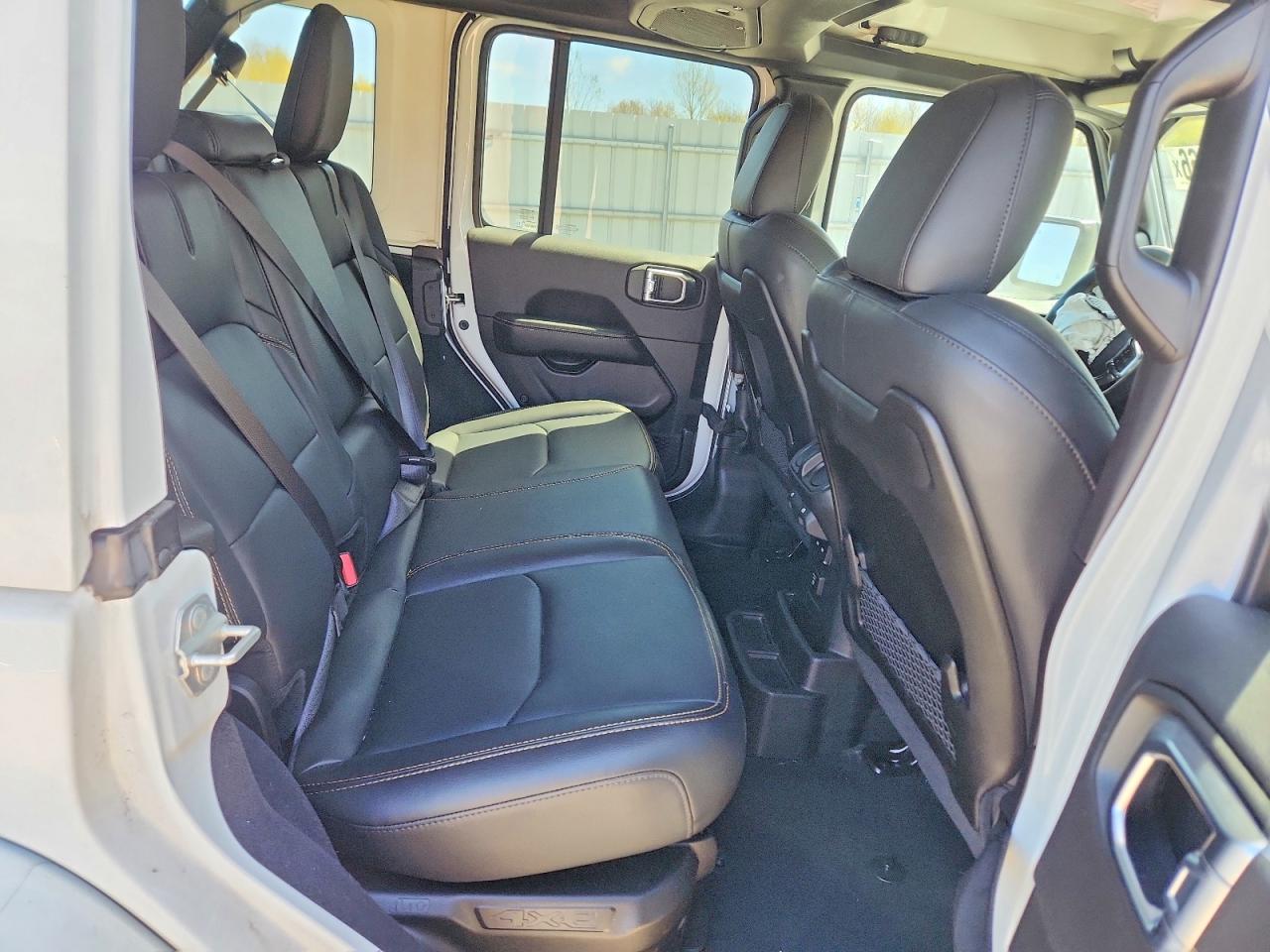 Jeep Wrangler Sahara 4xe